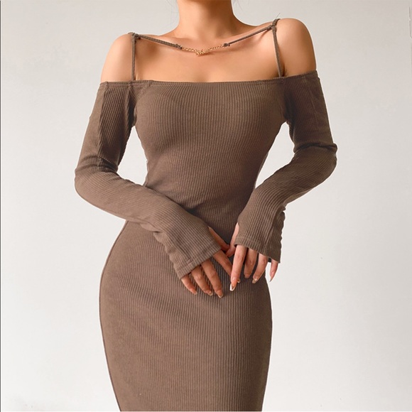 Chocolate Brown Long Sleeve Chain Detail Maxi Dress - Picture 2 of 4